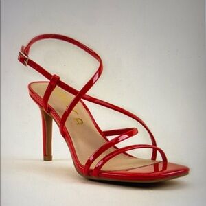 Unisa Farsi Minimal Strappy Red Strappy Heels size 10M